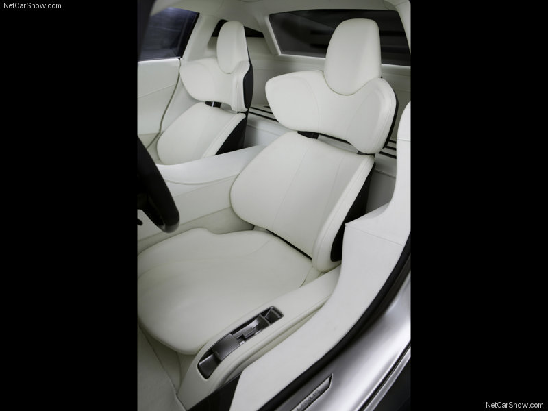 Lexus ще представи суперспортен модел в Токио