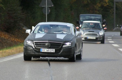 Новият Mercedes Benz CLS с минимален камуфлаж