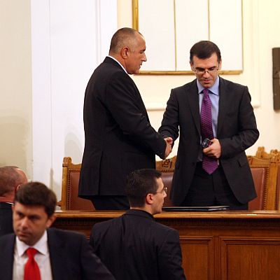 Бойко Борисов обясни в парламента, че финансовата дисциплина се затяга