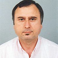 Професор нумизмат обвинен за търговия с антики