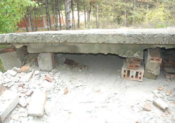 Бункер премаза 13-годишно дете в старозагорското село Богомилово - бащата