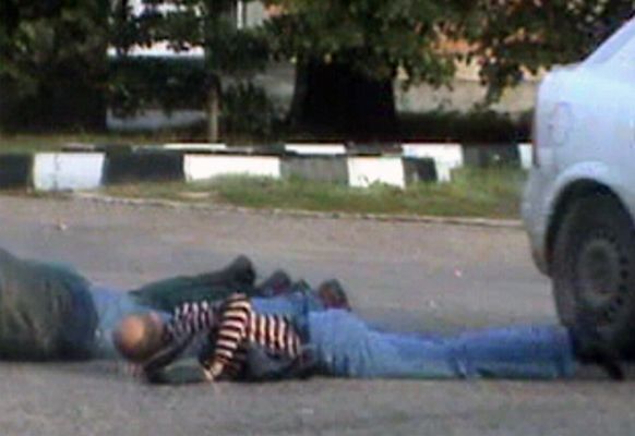 Очаква се съдът да наложи на двамата служители на МВР постоянна мярка за задържане