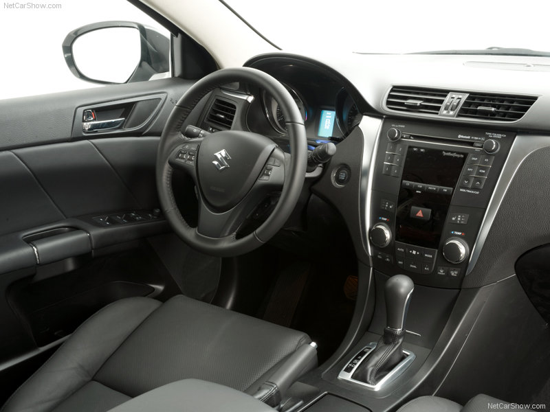 Suzuki стартира продажбите на Kizashi