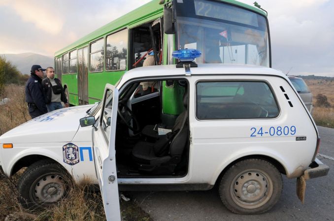 Полицаи проследили чрез GPS-системата движението на автобуса