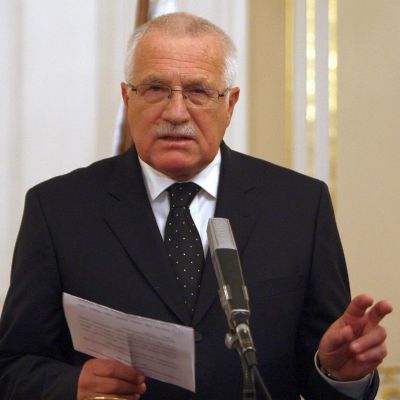 Вацлав Клаус: Заемът към Гърция е непогасим подарък