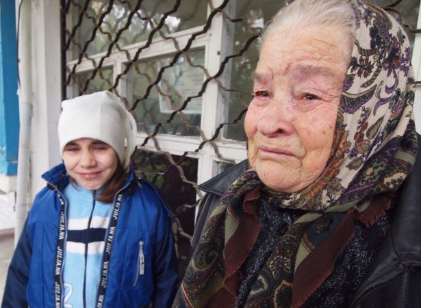 Бабата и внучката може да останат на улицата