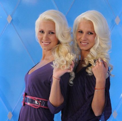 Вижте снимки на участничките в ”Надхитри блондинките”