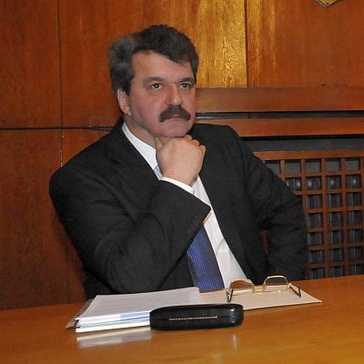 Офицерът от ГДБОП е помогнал на организатора на аферата да напусне страната, твърди Тодор Батков