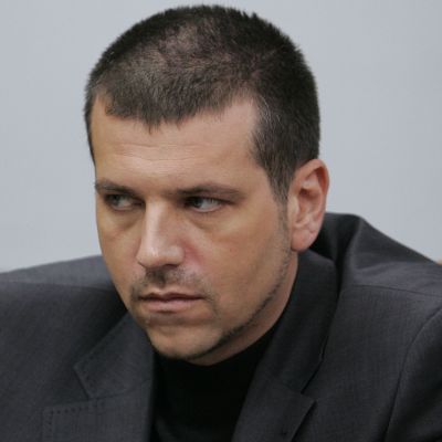 Двете студентки залети с киселина от ревност
