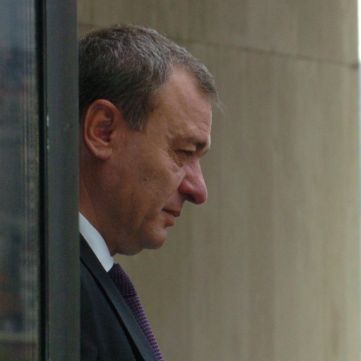 Валентин Моллов замесен в аферата с вагоните