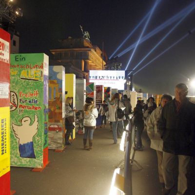 20 години по-късно Германия остава разделена