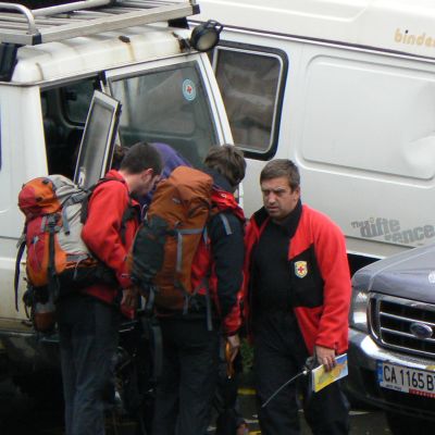 25 спасители търсят ранената жена на Кончето