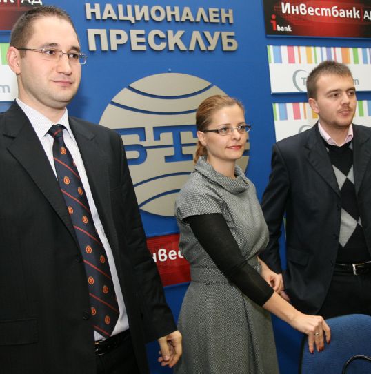 Икономисти сe обявиха срещу бюджетния дефицит