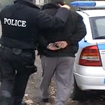 Задържаха трима за отвличане във Варна