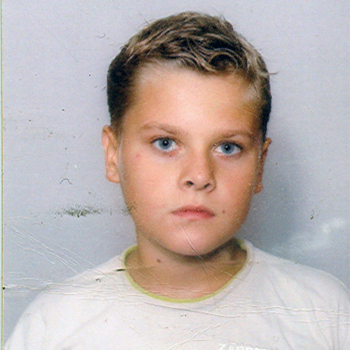 Двама бегълци от клас вдигнаха на крак полицията