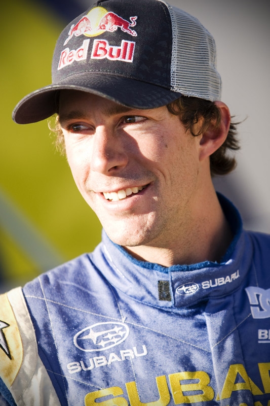 Опит да се счупи рекорда за най-дълъг скок с кола