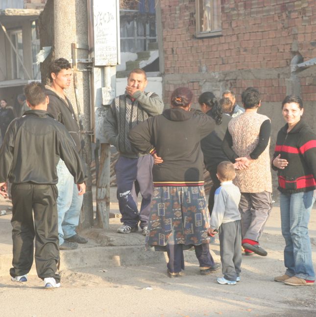 Лихвари източват дебитните карти на длъжници