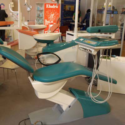 При проверени 500 пациенти са открити 89 нарушения на зъболекари