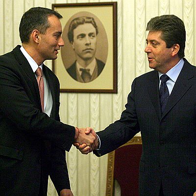Георги Първанов се срещна с военния министър Николай Младенов