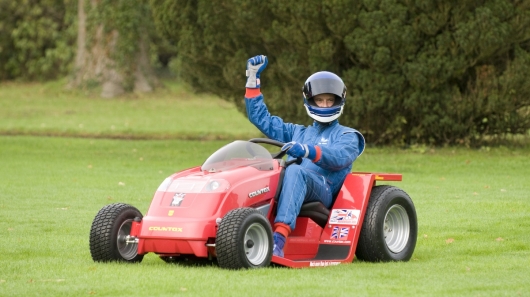 Косачка-болид вдига 160 км/ч