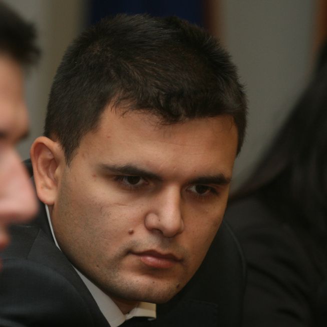 Спестяванията нарастват