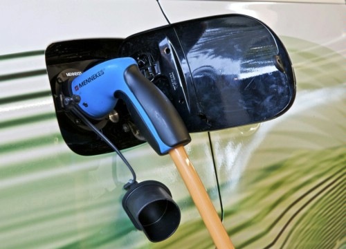 Porsche Cayenne с електромотор с 367 к.с.