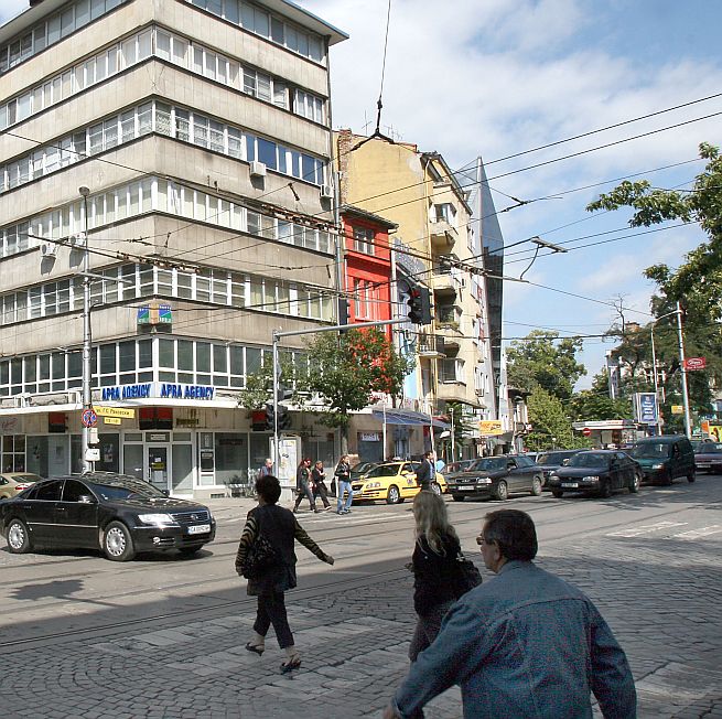 През 2008 г. в София живеят 1 247 059 души, сочат данните на НСИ