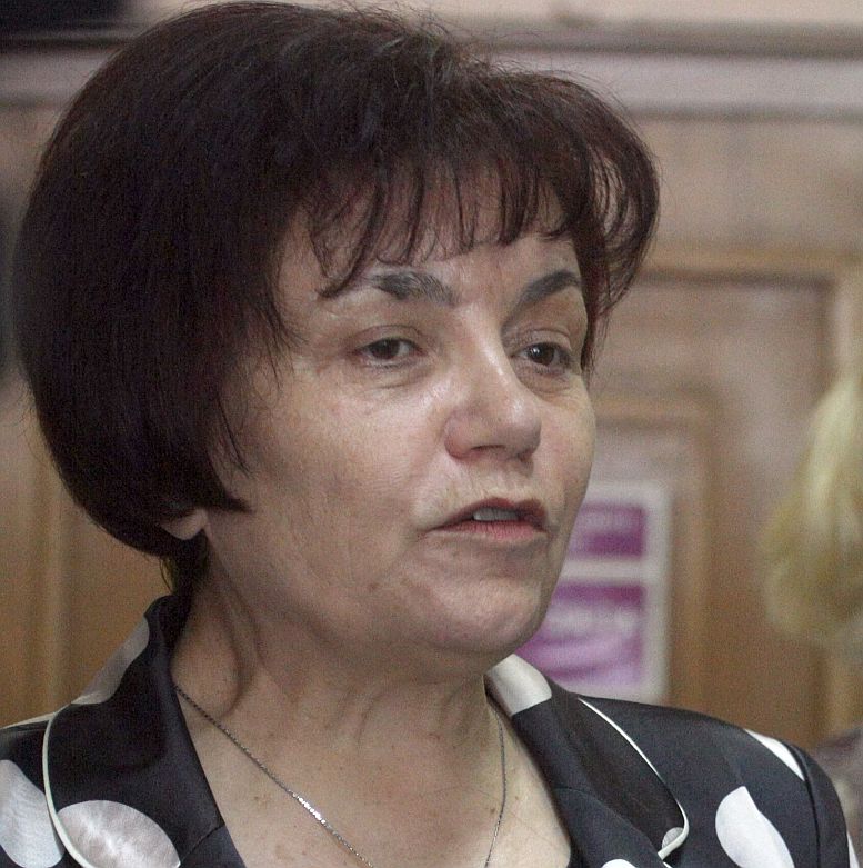 Янка Такева: Ако в окончателния вариант на закона не присъства терминът ”учител”, синдикатът ще сезира съда