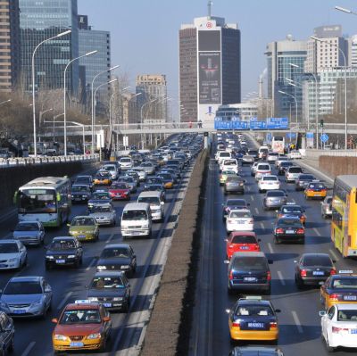 4 милиона коли по улиците на Пекин