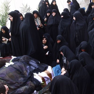 Почина ирански аятолах дисидент