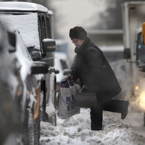 Снежен рекорд в Москва, хаос по пътищата в Италия