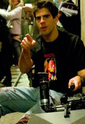 Илай Рот - продуцира трилърите “Clown” и “Aftershock”