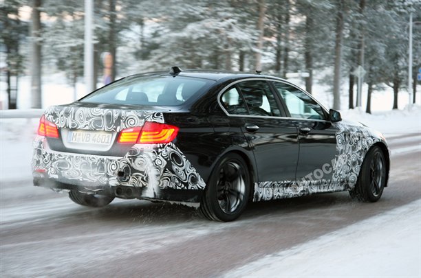 Нови снимки на новото BMW M5
