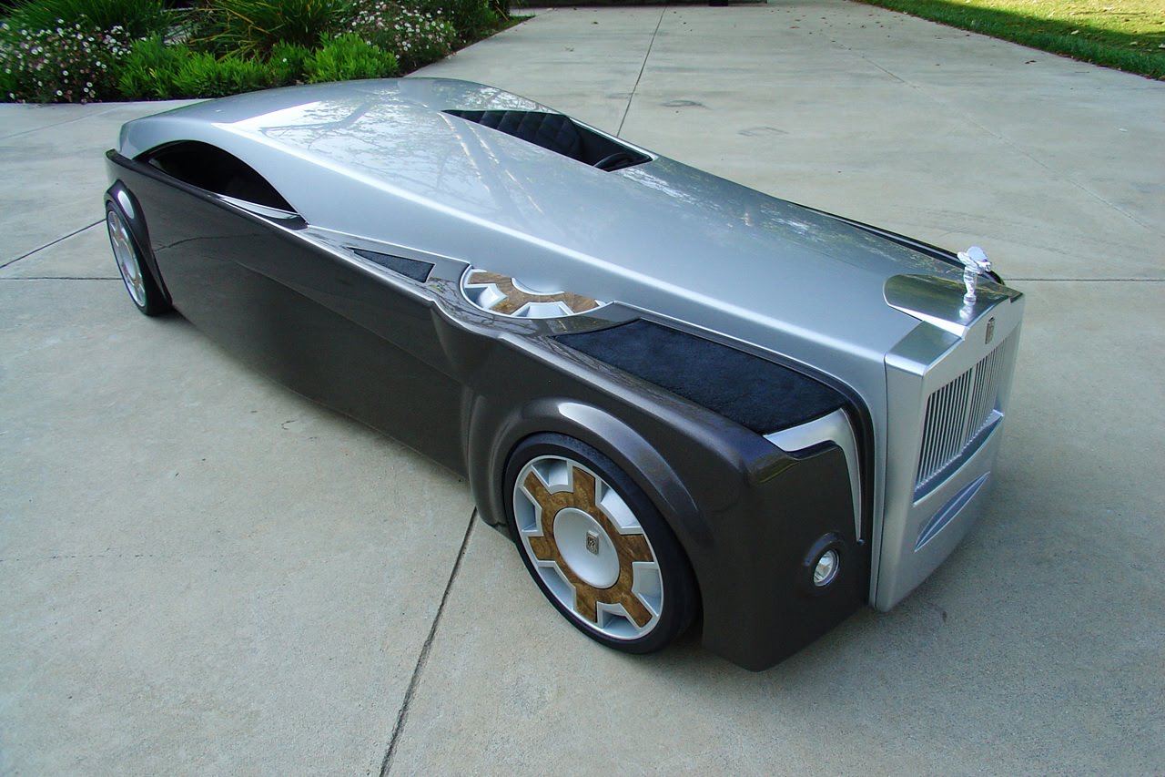 Студент направи концепция на 7-метров Rolls-Royce