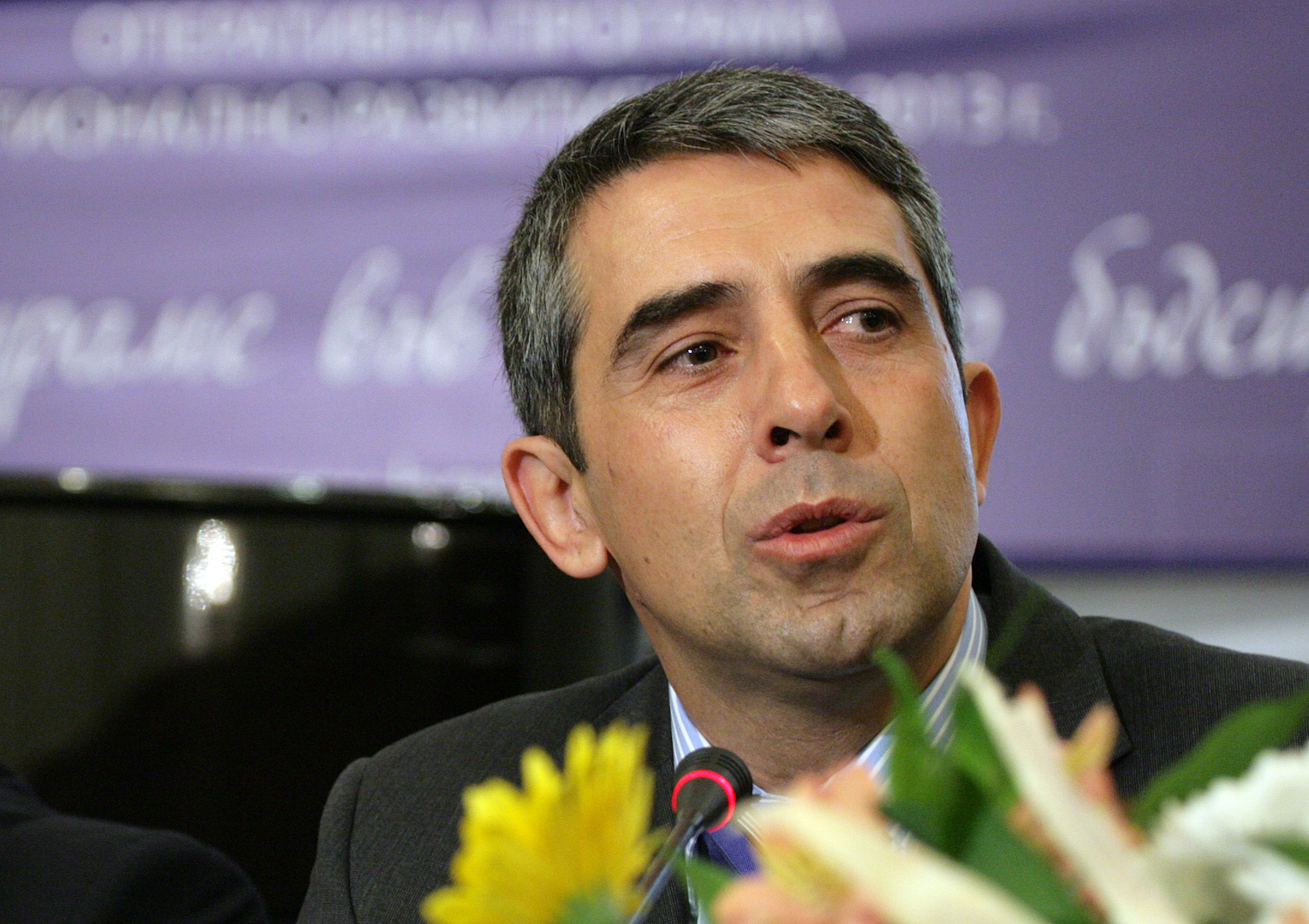 Санират 720 000 панелни жилища и сгради