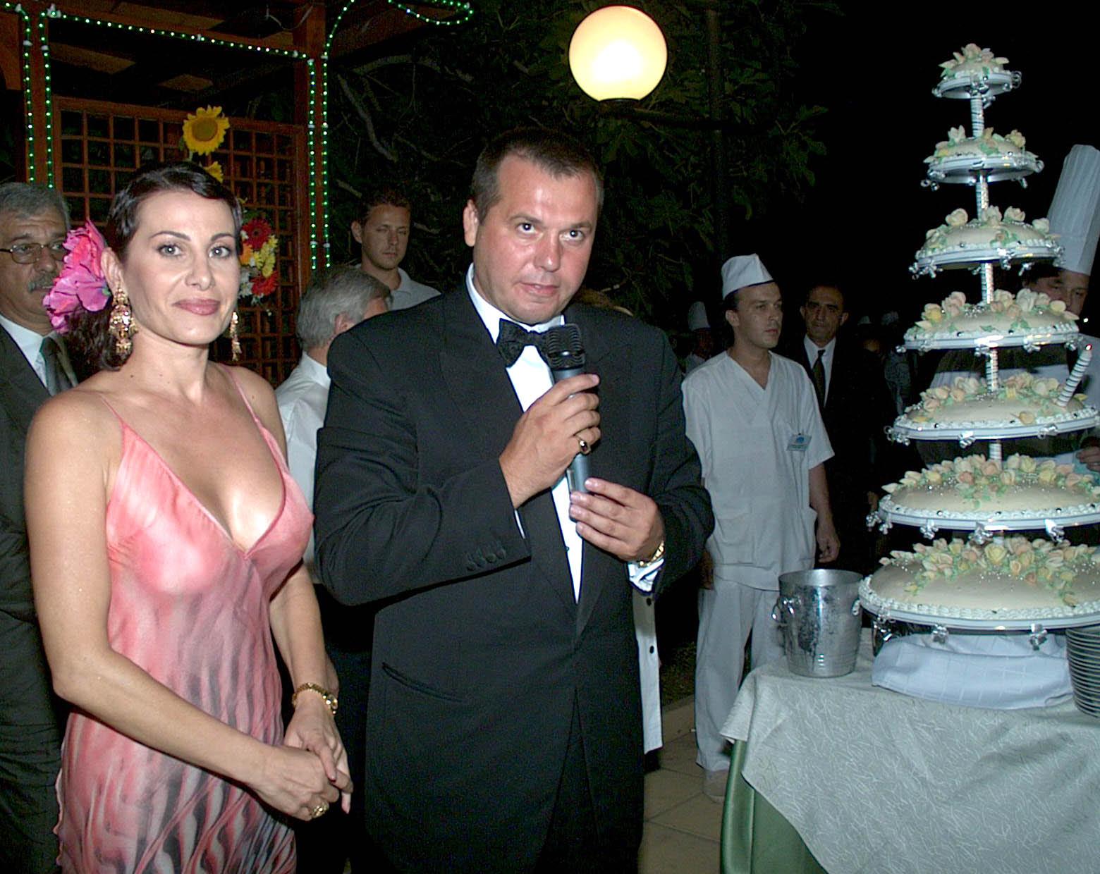 Гадателка: Берлускони и Дарина Павлова нямат любовна връзка