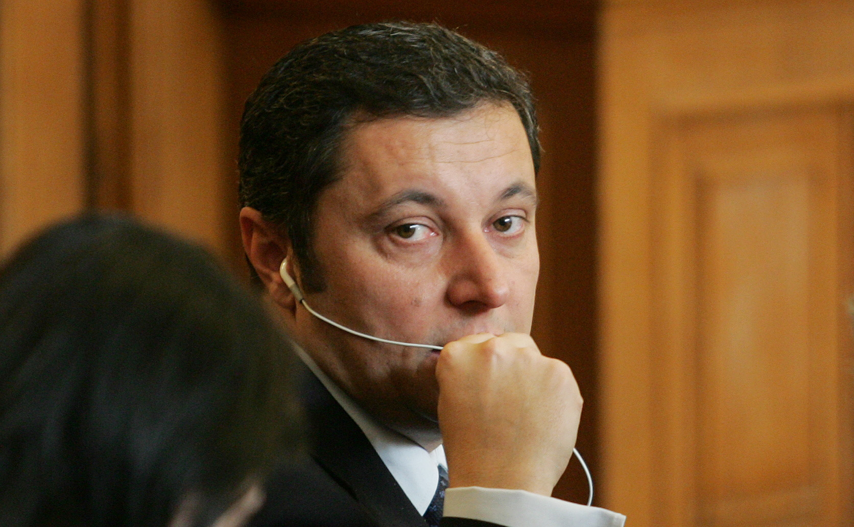 Двамата депутати по всяка вероятност са изненадали с вота си лидера на РЗС Яне Янев