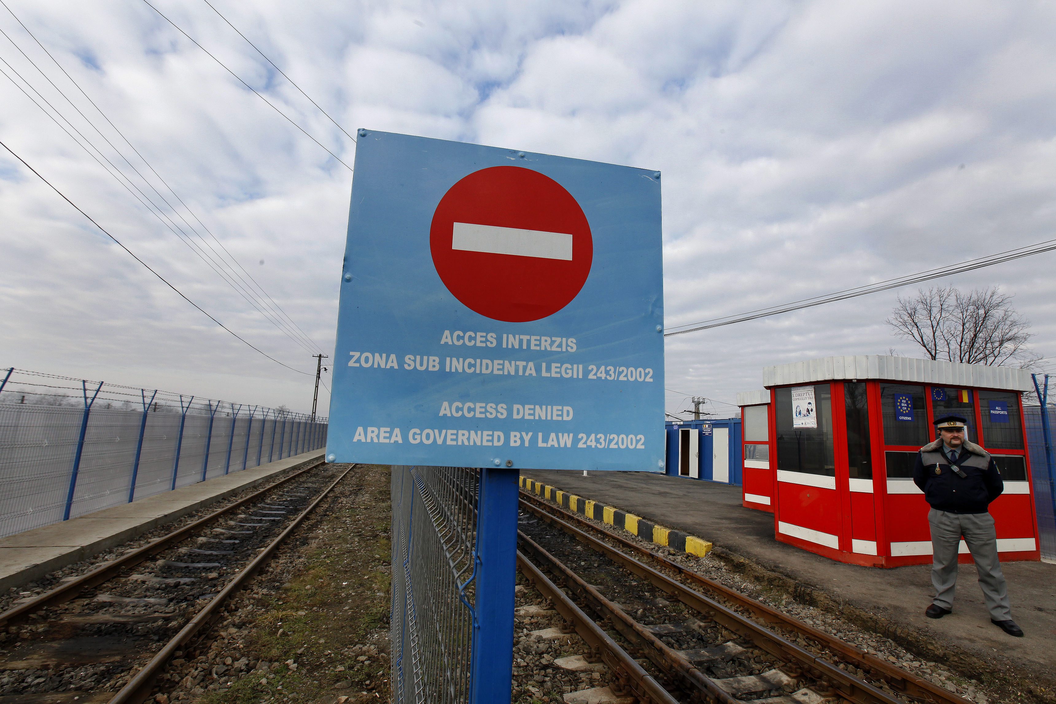 В Шенген през март - но само по въздуха?