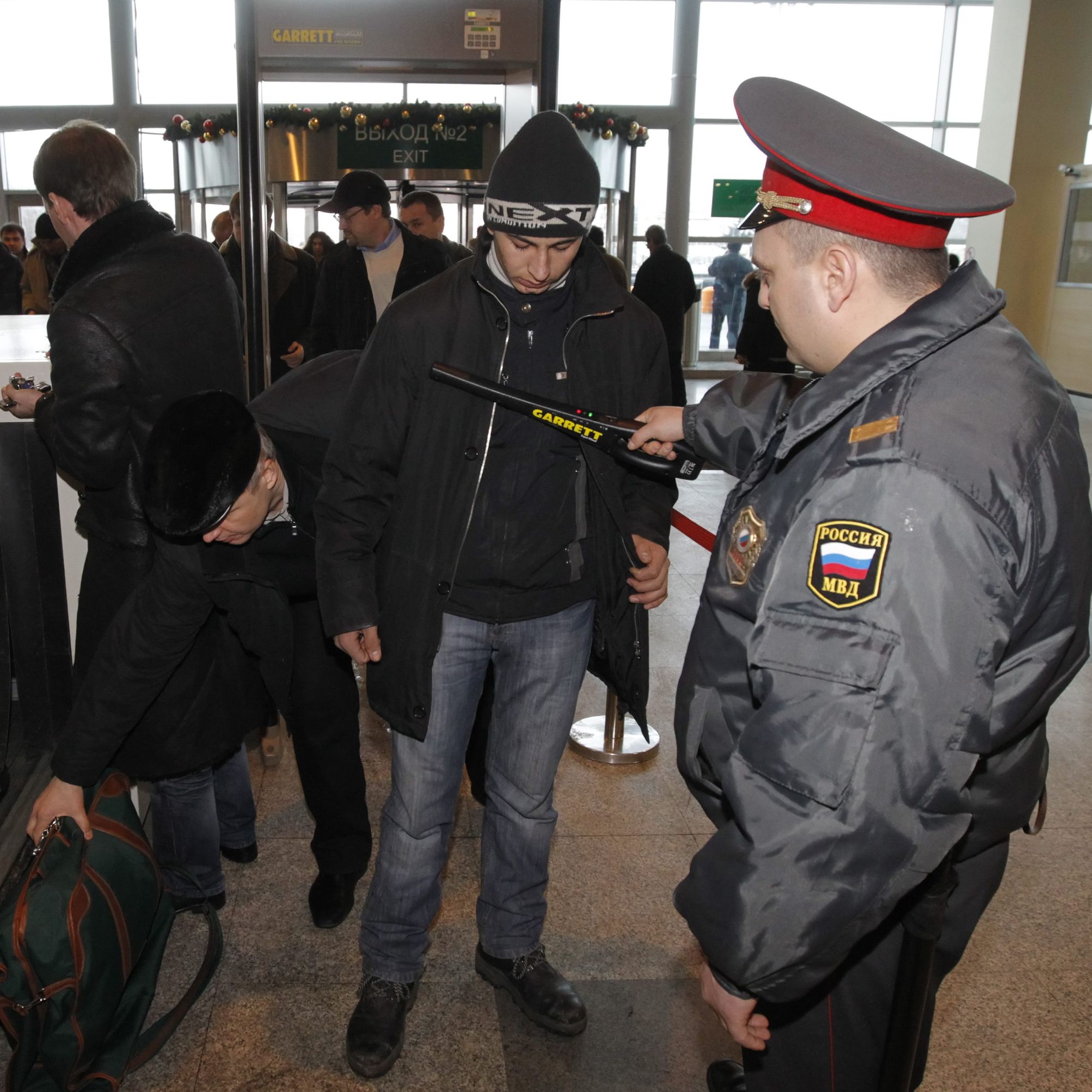 Издирват руски уахабит за атентата в Москва