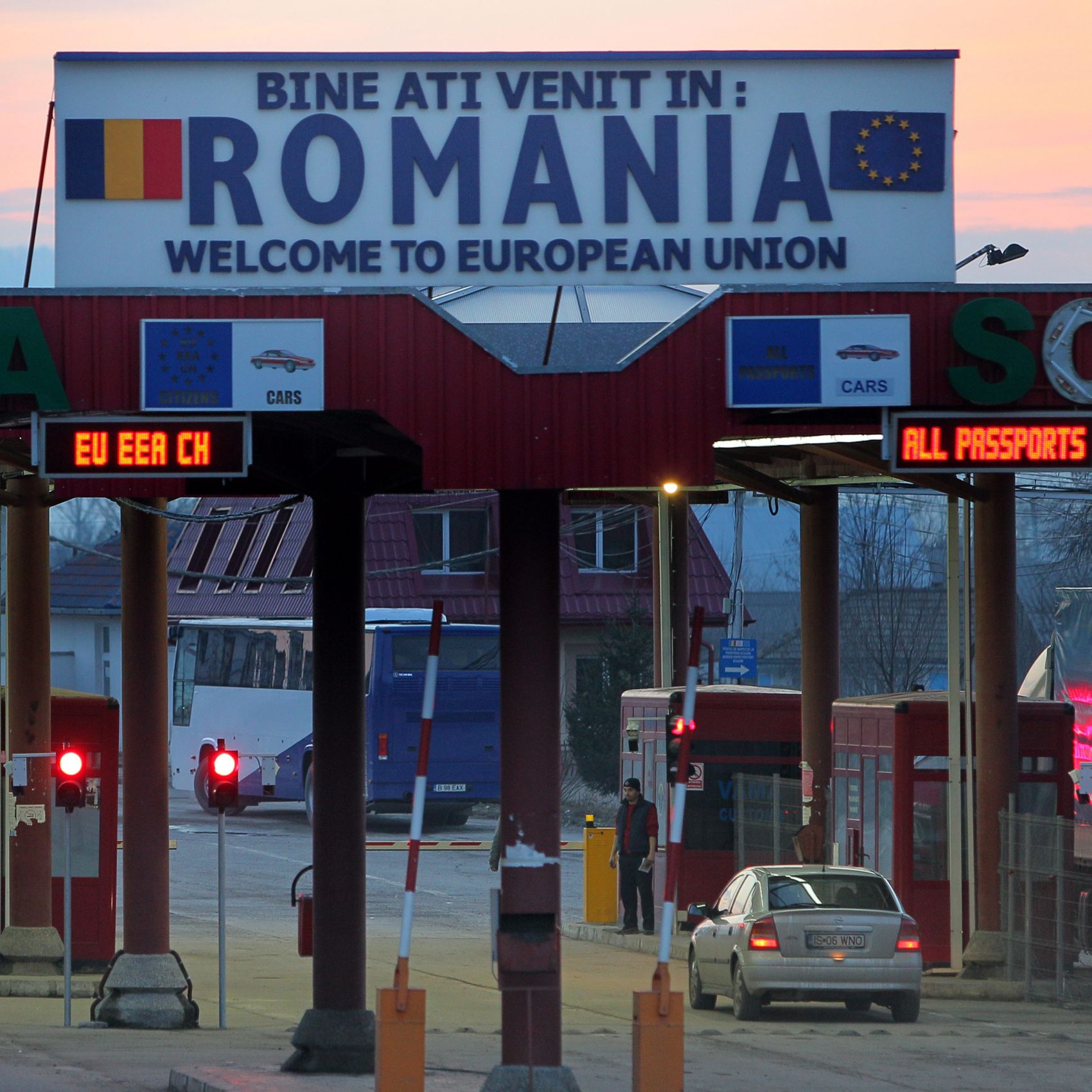 Одобриха Румъния за Шенген, България - не
