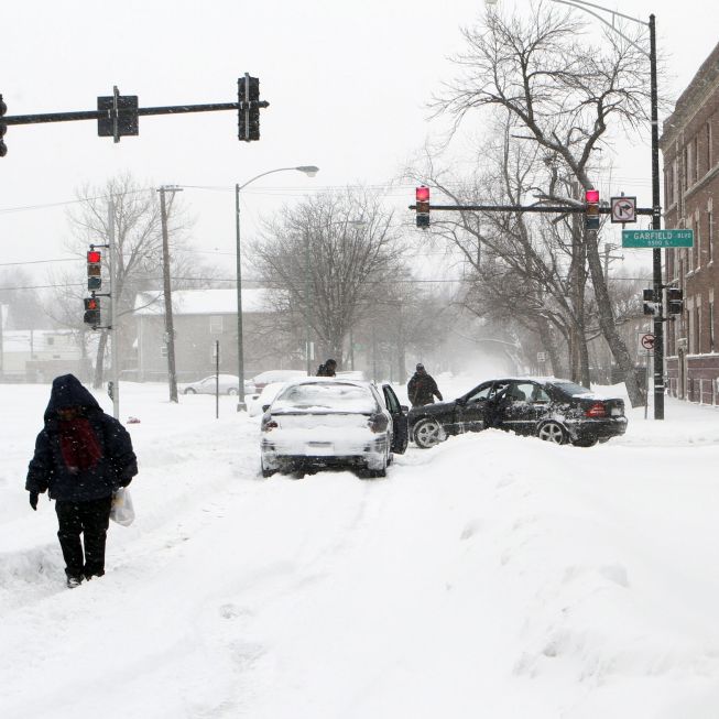Гигантска снежна буря удари 30 американски щата