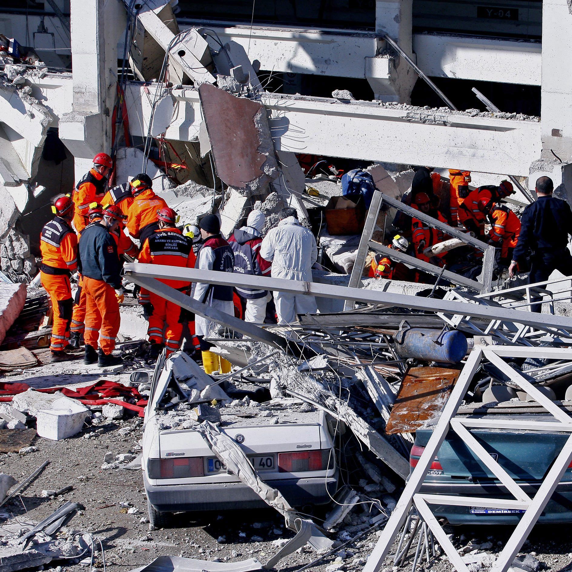 Втори взрив на газ в Анкара, жертвите станаха 16