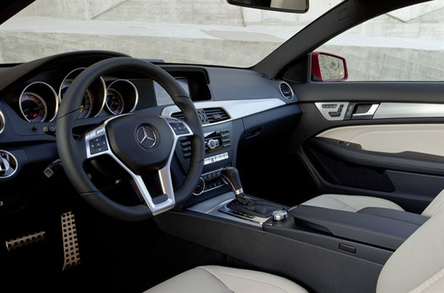 Mercedes разкри новото C-Class купе