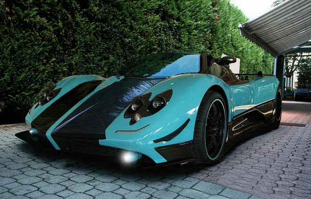 Кралското семейство на Катар продава единствената Zonda Uno