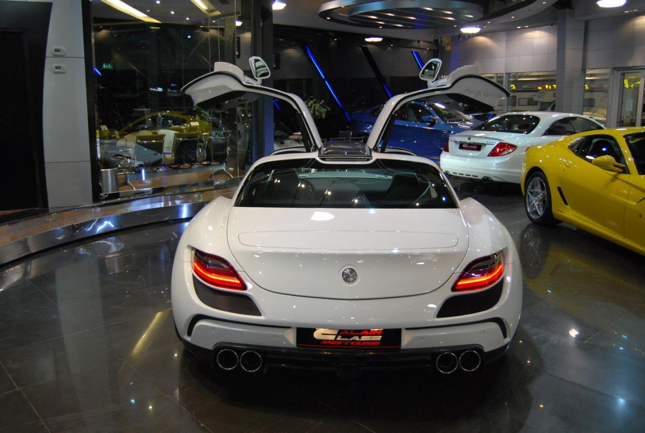 Mercedes SLS AMG с поръчков дизайн в Дубай
