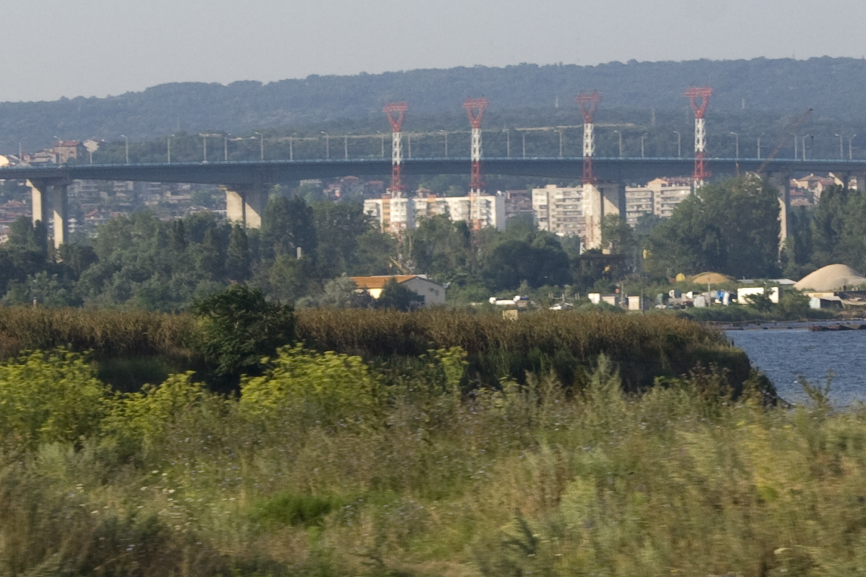 Вчера 29-годишен мъж се самоуби, скачайки от Аспаруховия мост във Варна