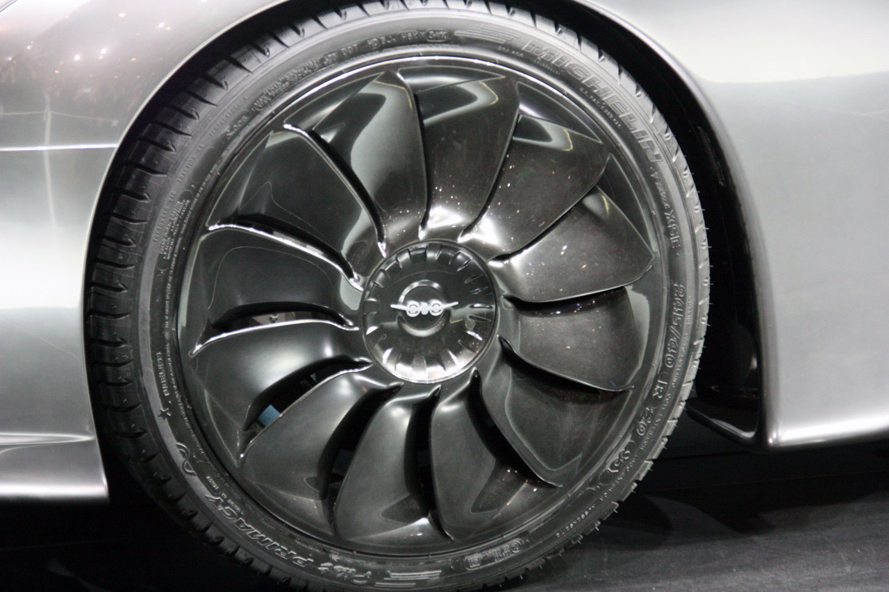 Saab с хибридна концепция в Женева