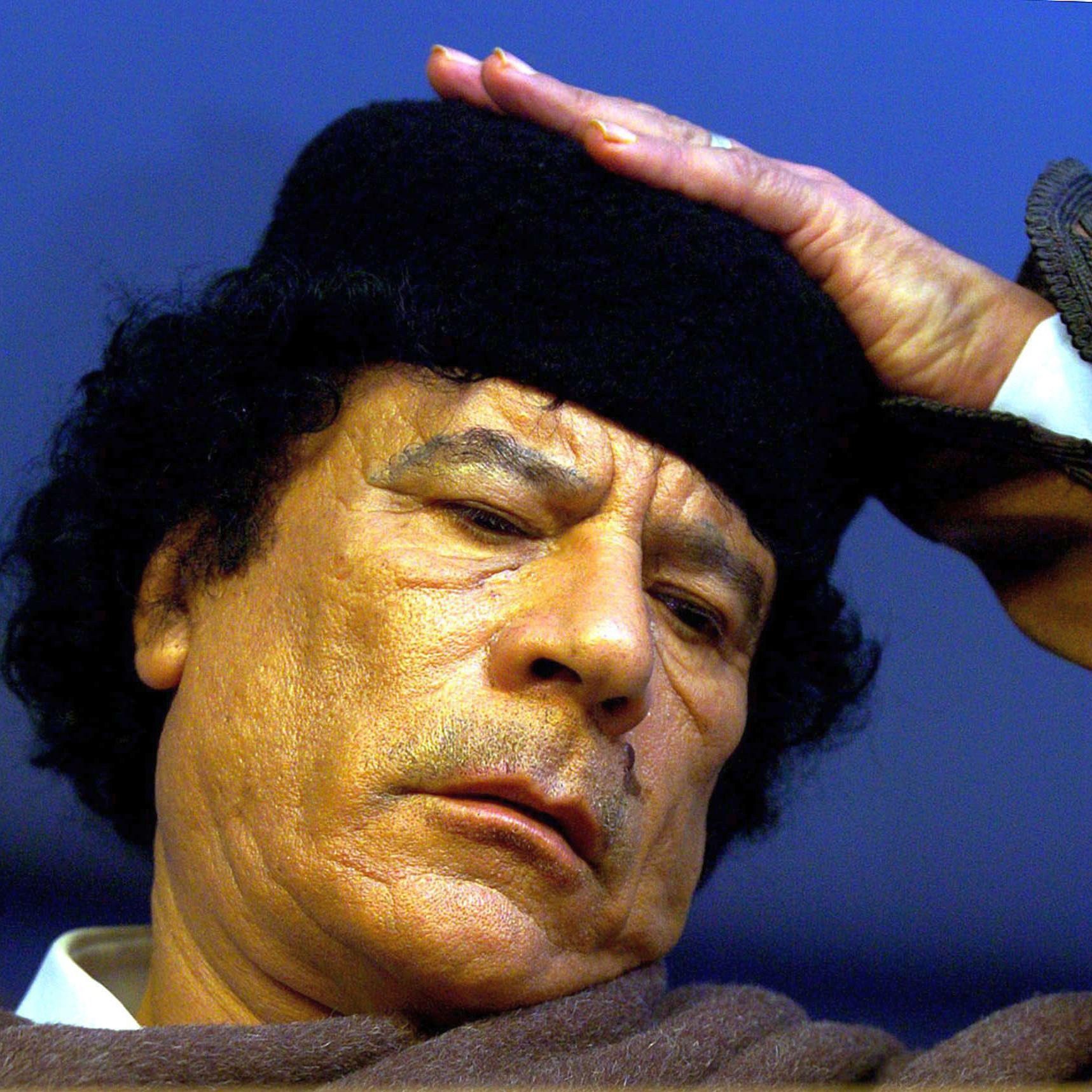 Либийският лидер Муамар Кадафи се борел срещу тероризма и се чуди защо не му помагат в тази му битка
