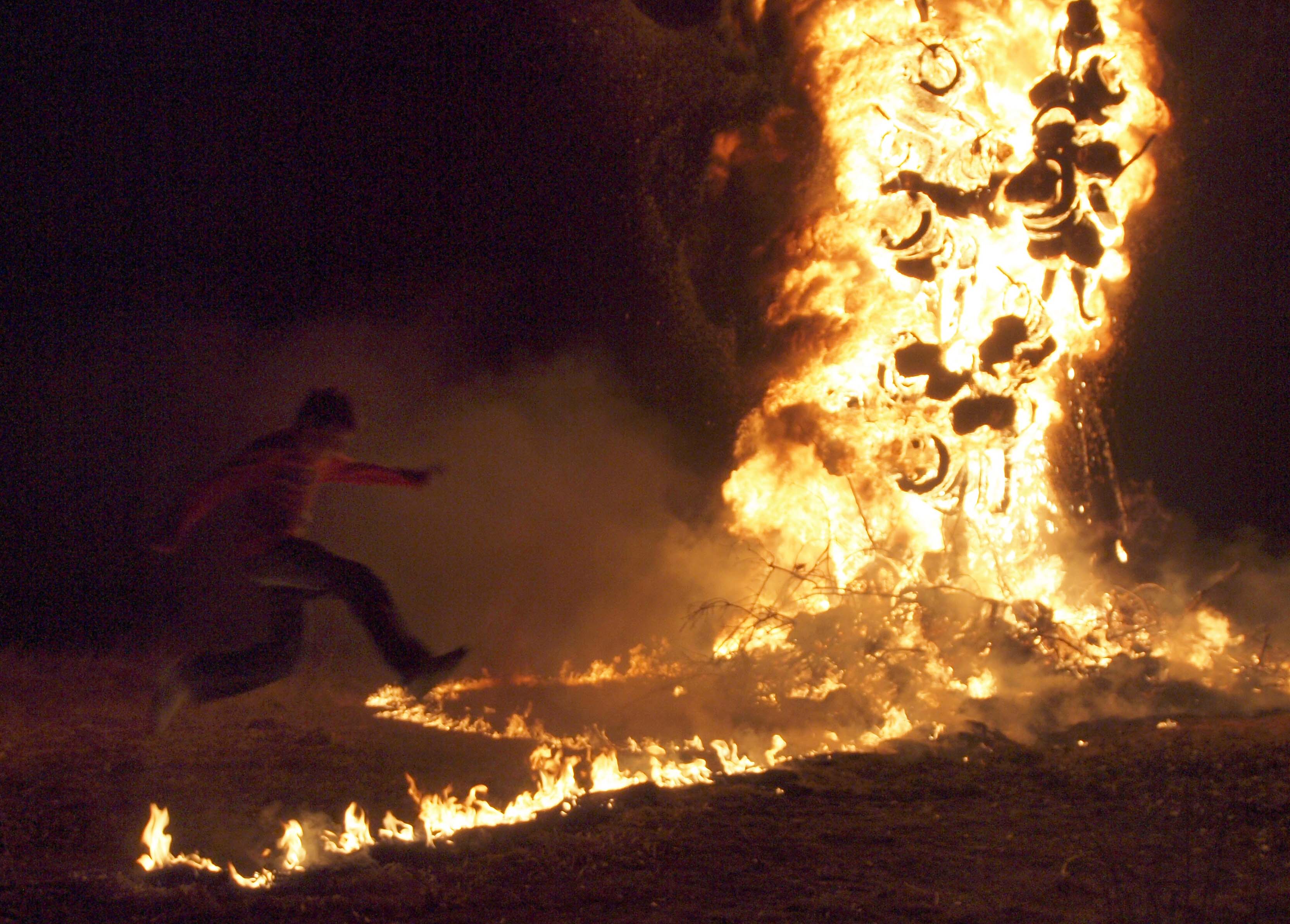 Сирни Заговезни е. Днес се иска прошка