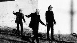 Група R.E.M. се събра отново на сцената
